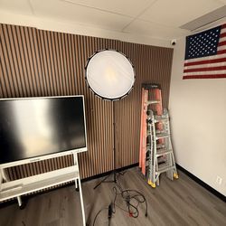 Light And Tripod For Photo shoots