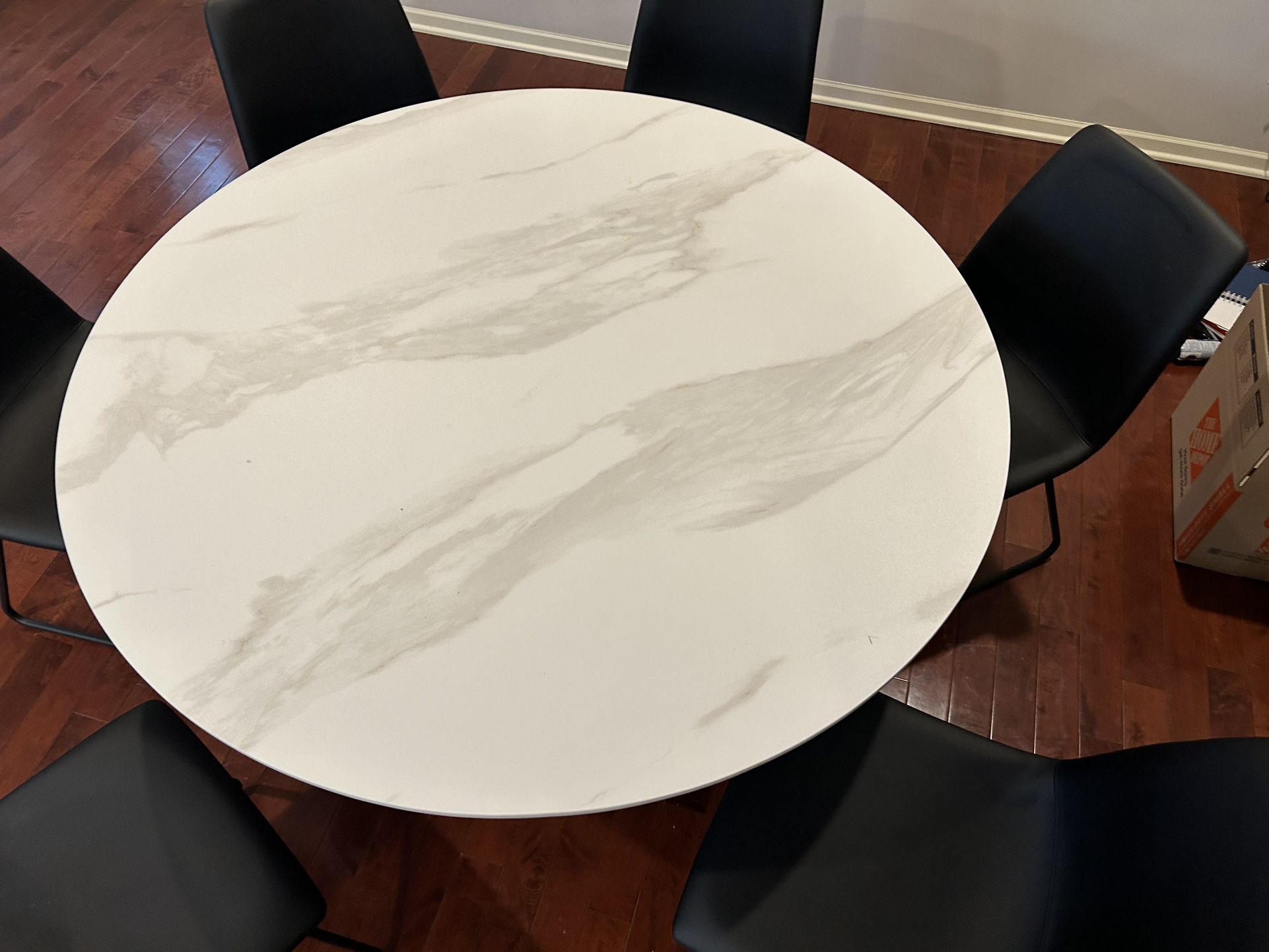 Macy’s (Emilia) Dining table And Chairs - Unused