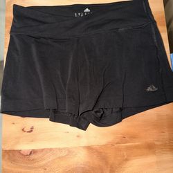 Short deportivo Adidas negro