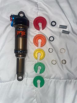 FOX Float DPS Factory EVOLRear Shock 210 x 55mm (somewhat functional) + EVOL Volume Spacer Kit