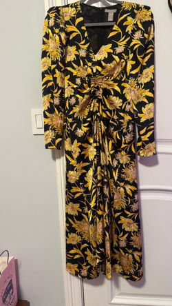 H&M Black & Yellow Floral V-Neck Midi Dress — Size XS