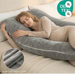 Queen Rose pillow