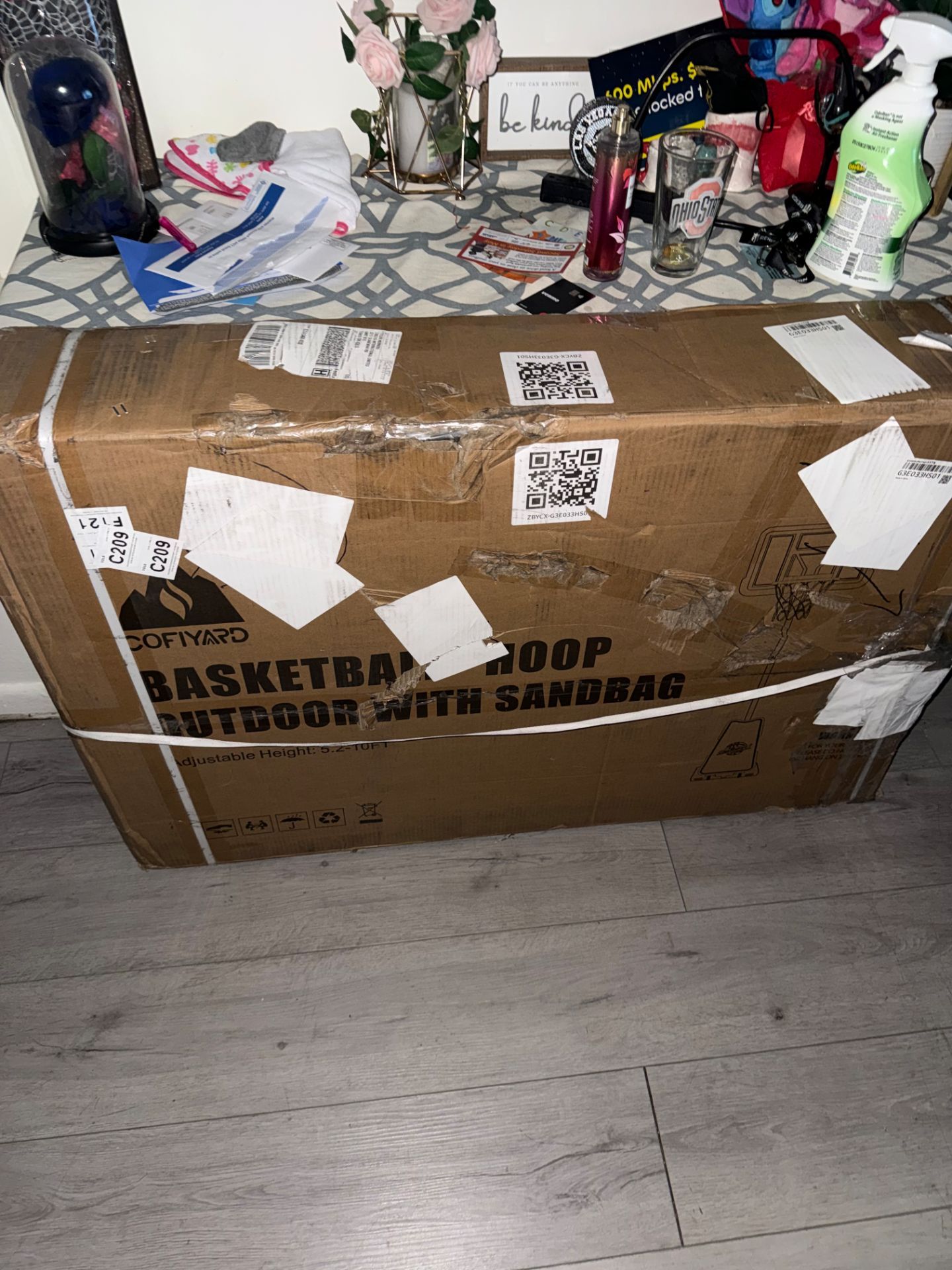 Basketball hoop