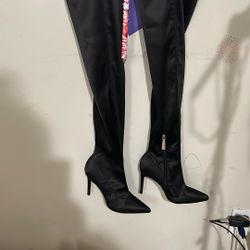 Woman Boots Size 8