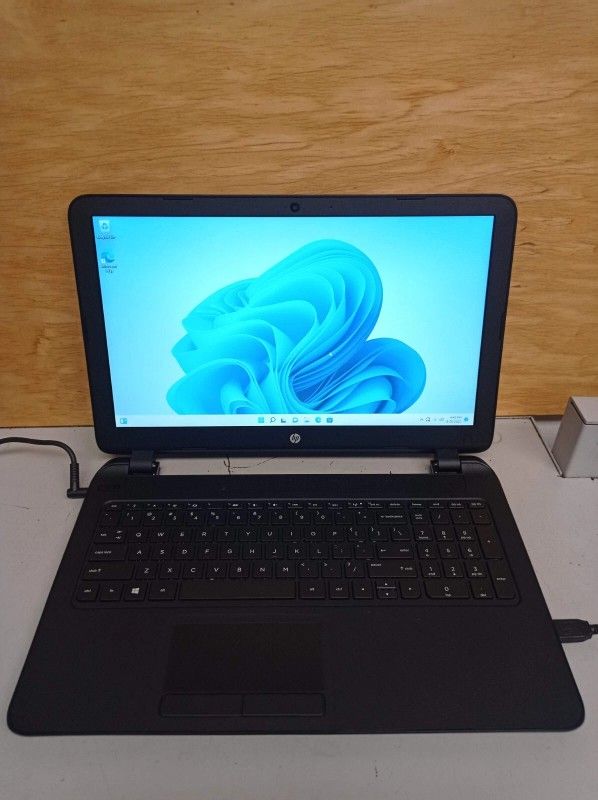 NEW 2025 HP LAPTOP AMD QUAD 4 CORE 4GB RAM 512GB SSD HDMI OFFICE