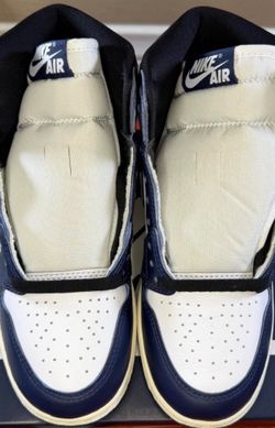 Brand new never worn Jordan 1 Retro High OG Midnight Navy (PS)  Size 3Youth $100 message me if interested