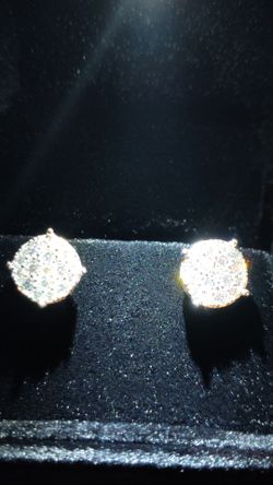 Vvs1 Moissanite earrings