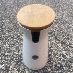 🐾 Furbo Pet Camera – Two-Way Audio – Like New