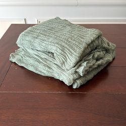 Sage Green Gauze Fabric (4)