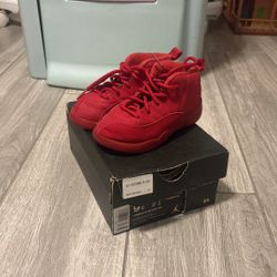 Kids Retro Jordan’s 12 Size 9c