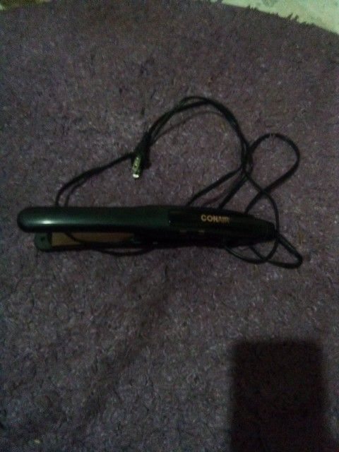 Conair Hair Straightener