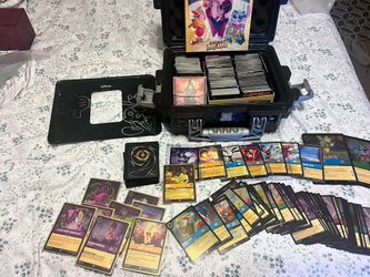 Disney’s Lorcana TCG Set W/ Invistus Watch Limited Edition Case