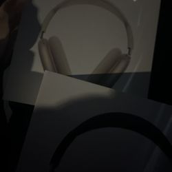 Apple Airpods Max (Brand new)