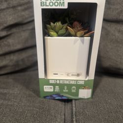 Power Bloom Charger