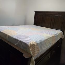 Bedroom Set For Sale