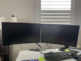 Dual Monitor Setup with Adjustable Stand