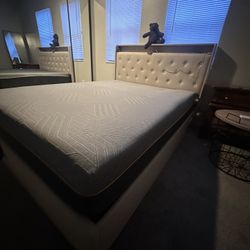 Queen Memory Foam Mattress