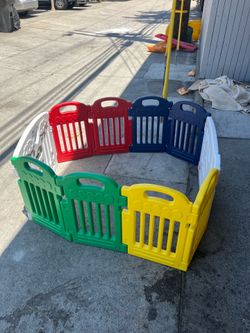 Play pen