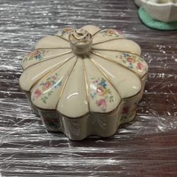 Vintage Ceramic Jewelry Box