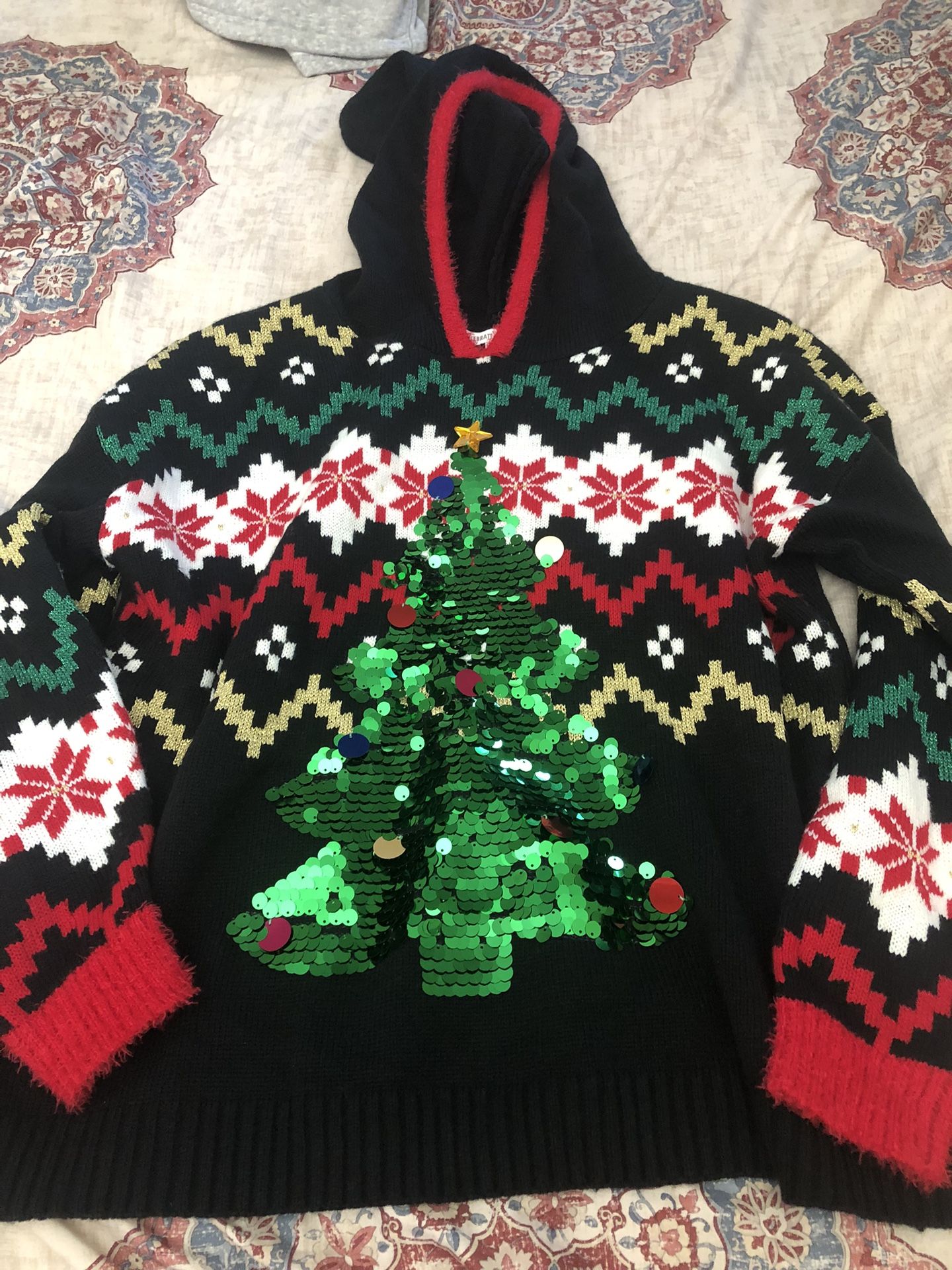 UGLY SWEATERS