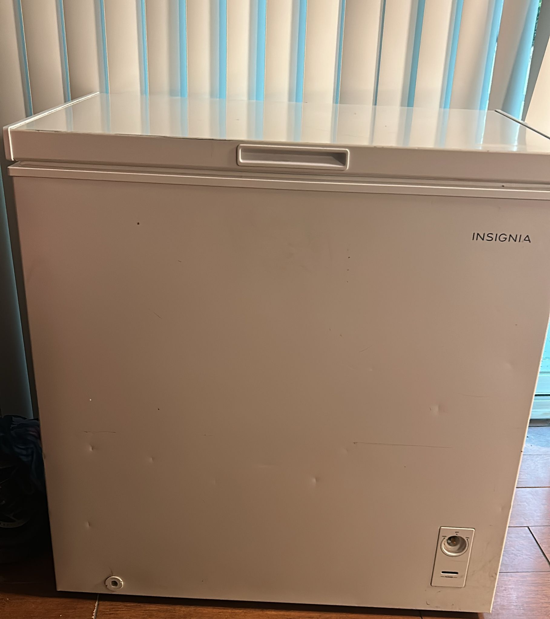 Insignia Freezer