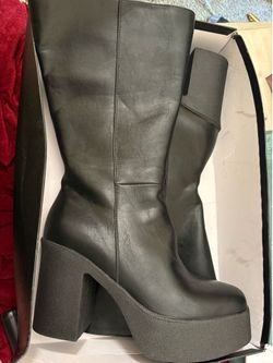 La moda boots / wide calf size 9