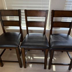 3 Chairs (counter Height) 