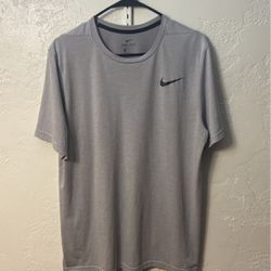 Active Nike Mens Large Shirt 