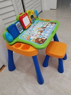 Vtech touch and learn activity desk