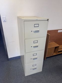 Metal Filling Cabinet 