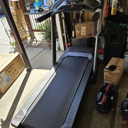 Pro-form 2000 Treadmill