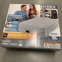 Intex Queen 20in  Air Bed with Internal Pump 64463EP