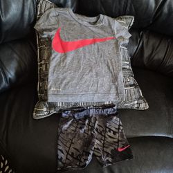 Nike Short And Blouse For Girl Size 2T