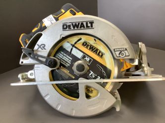 DeWalt Circular Saw