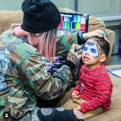 Good prices.... kids will love it! Face Paint