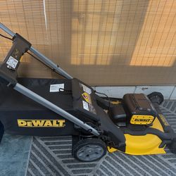 Dewalt lawn mover