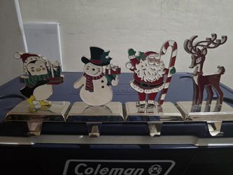 4pc Stocking Holders