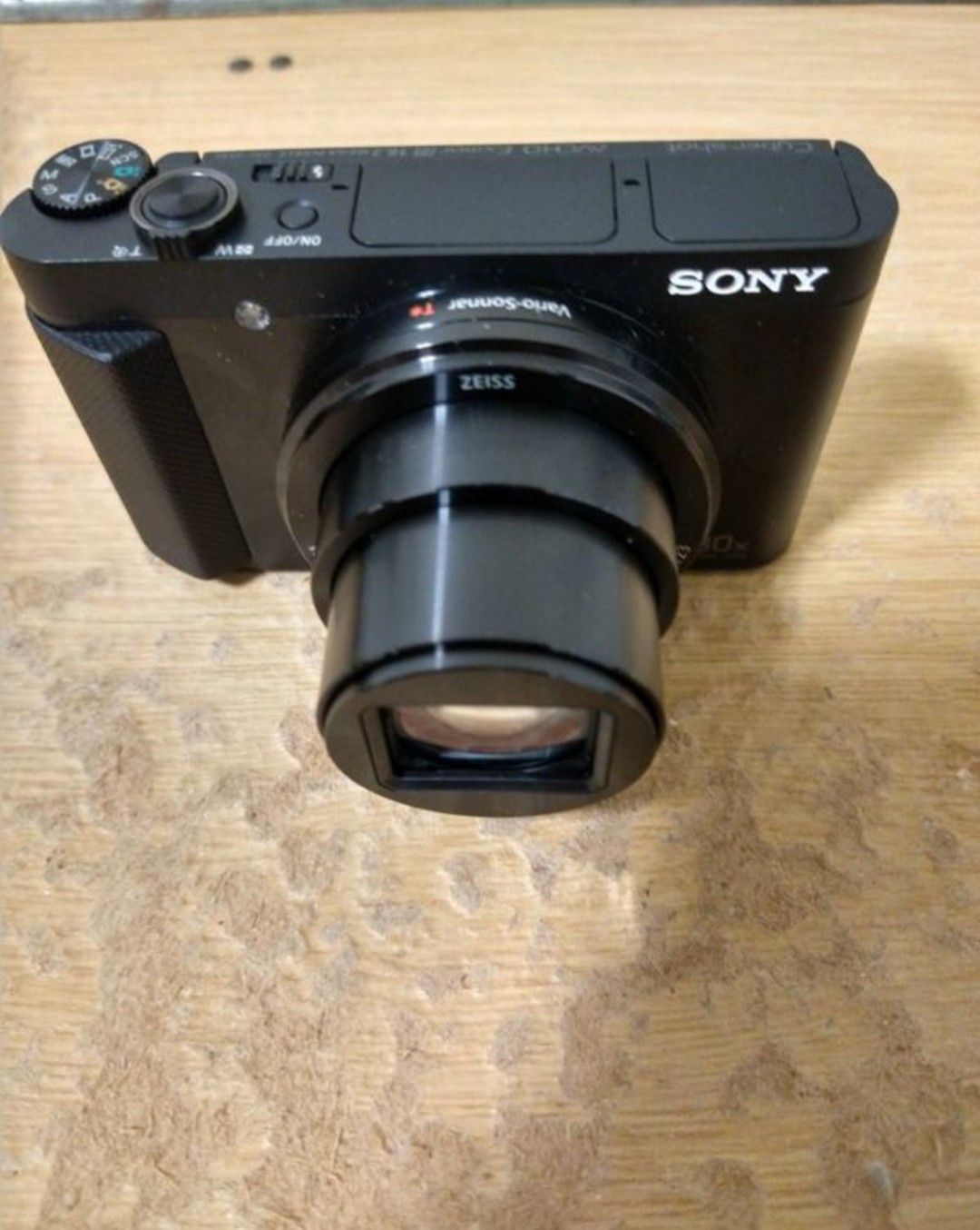 Sony Hx80 compact digital camera