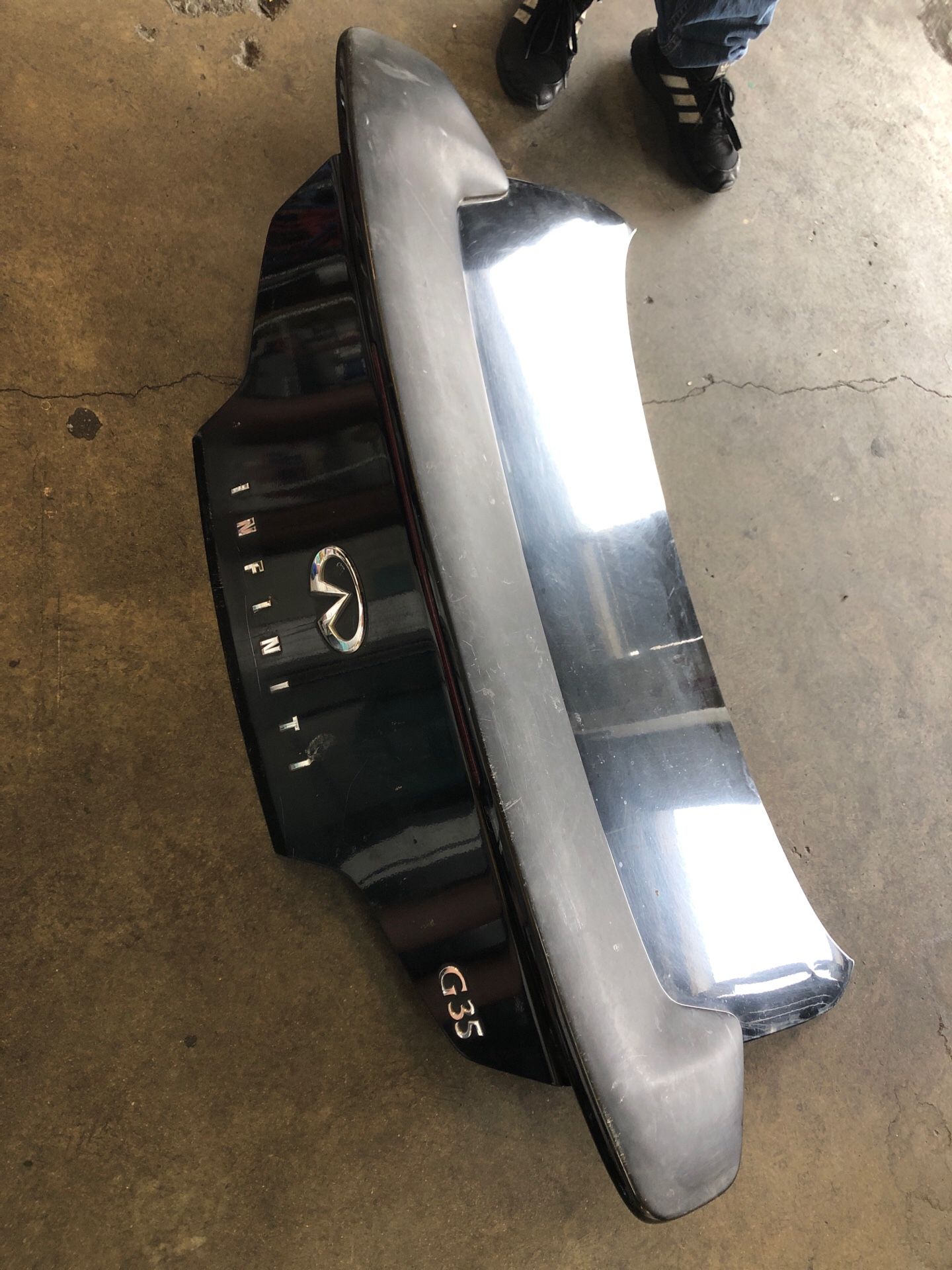 Infinity g35 2003 trunk lid