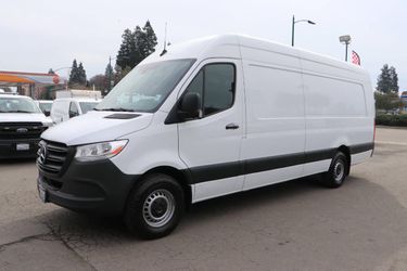 2023 Mercedes-Benz Sprinter 2500