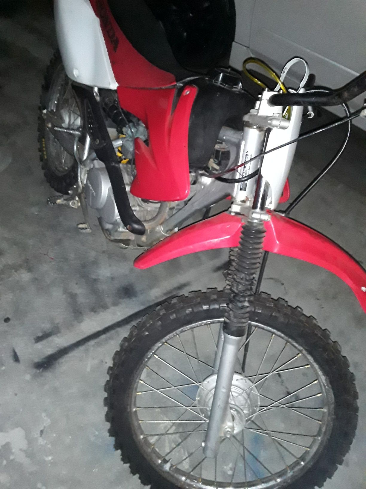 2004 Honda CRF100f Dirt Bike