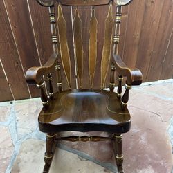 Vintage Rocking Chair 