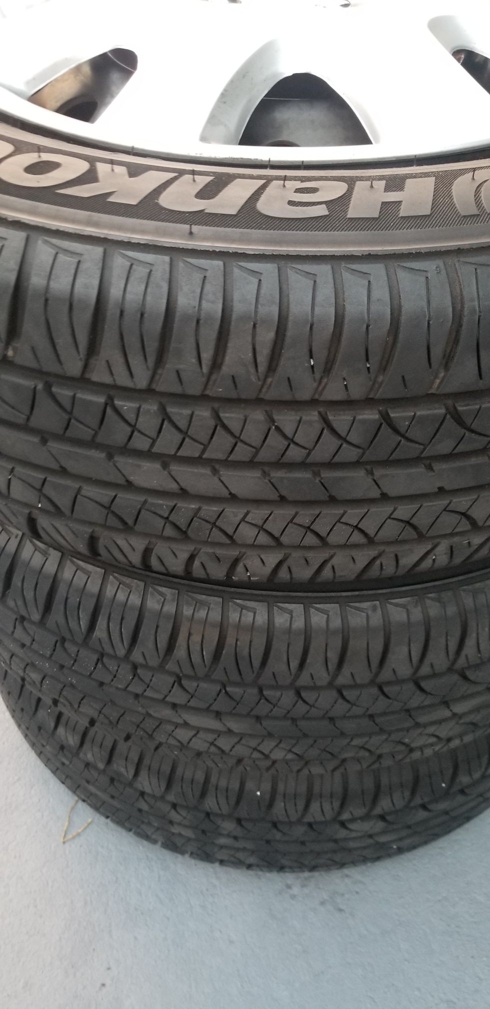 Rims and tire R16