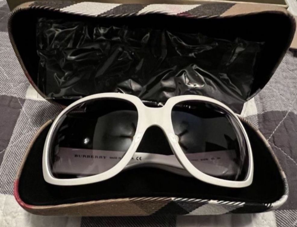 Burberry Sunglasses