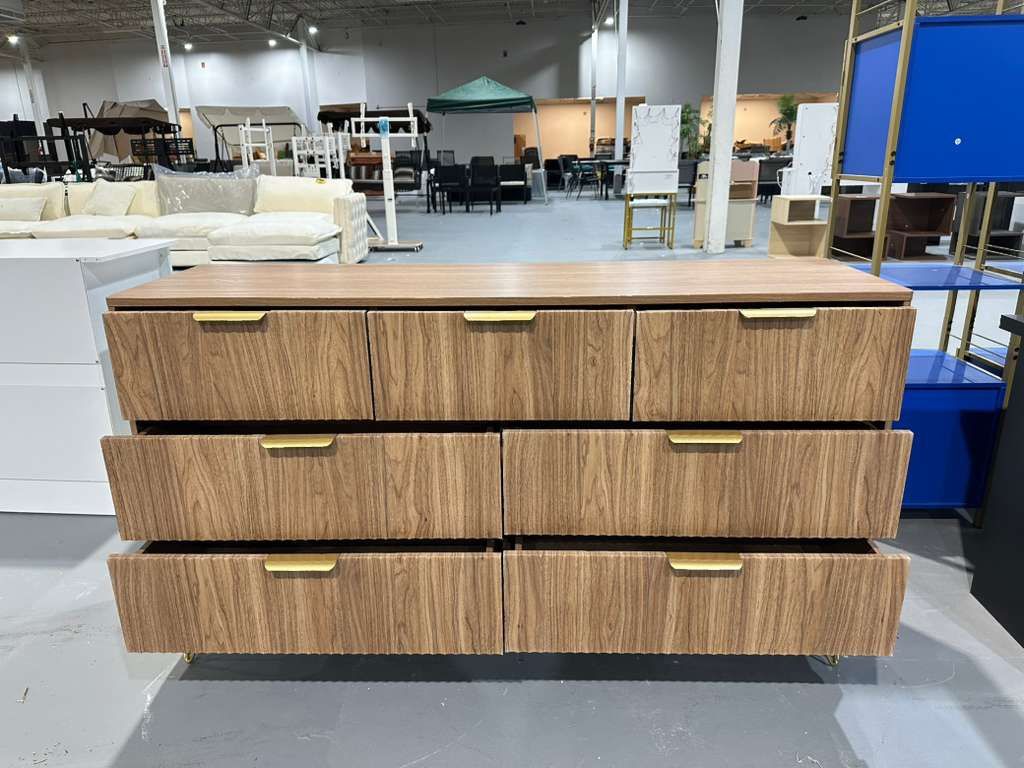 55" Wide Fluted Dresser for Bedroom with 7 Drawer, Modern Chest of Drawers with Curved Profile Design and Metal Handles, Wood Dresser TV Stand & Stora