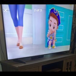 Hisense 75 Inch TV With Table Stand