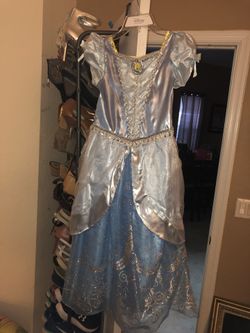 Girls Cinderella Disney costume.