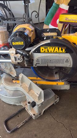 DeWALT Mitre Saw
