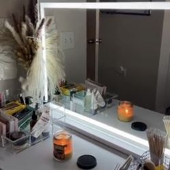Vanity Mirror 