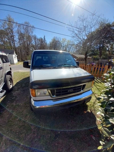 2007 Ford E 350 CARGO VAN